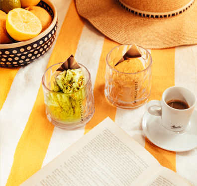 Süßer Sommergenuss bei MyWellness – zwei Eissorten, Mango oder Pistazie und ein gutes Buch für den perfekten Urlaubsmoment