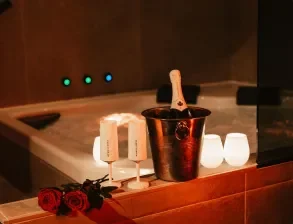 candle-light.webp